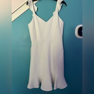 🖤SOLD🖤Vera Wang white mini dress sz M